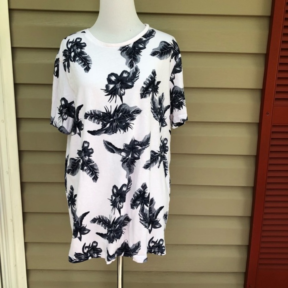 Clockhouse women’s short sleeve white/black shirt